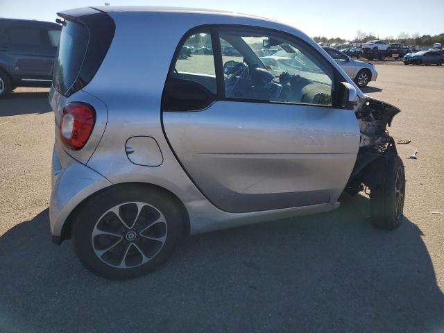 VIN WMEFJ5DA3GK060619 2016 SMART FORTWO no.3