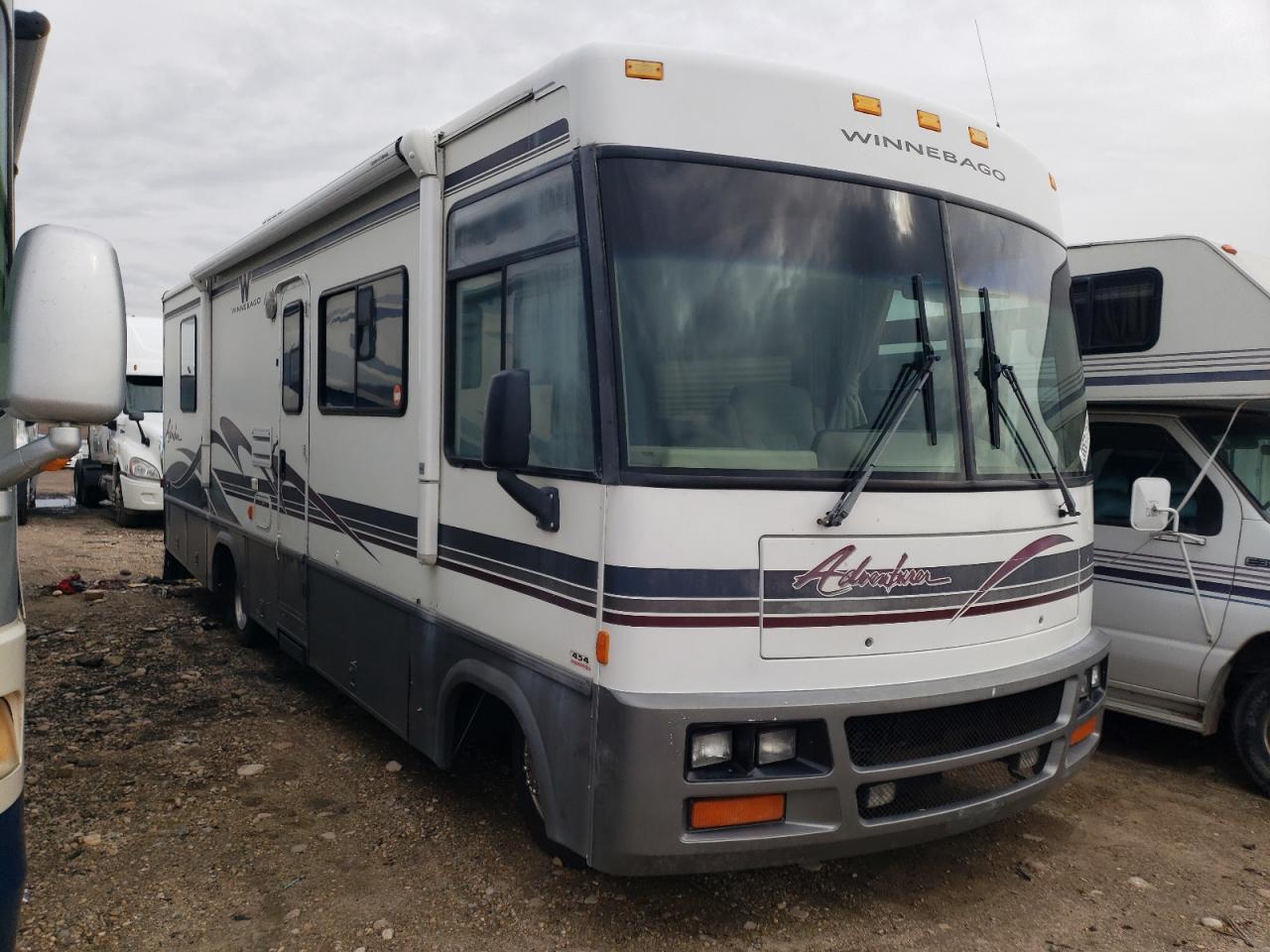 1999 Chevrolet Motorhome Chassis 3500 (1 Ton)