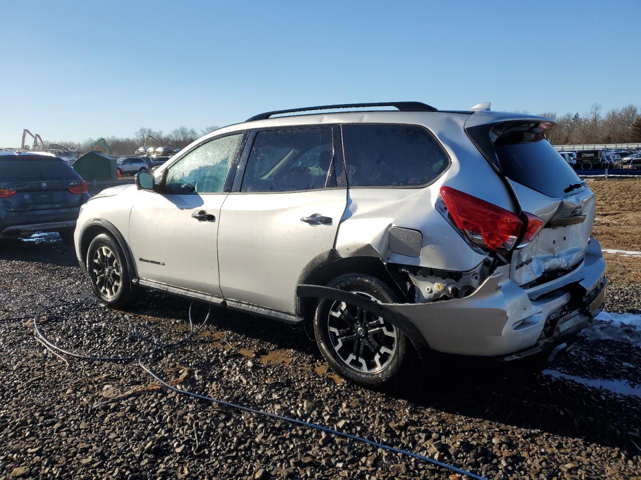 2020 Nissan Pathfinder Sl vin: 5N1DR2CM4LC593684