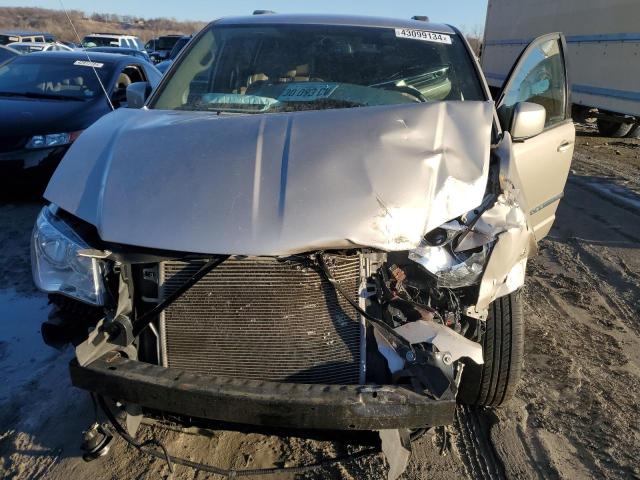 2015 CHRYSLER TOWN & COU - 2C4RC1BG7FR521908
