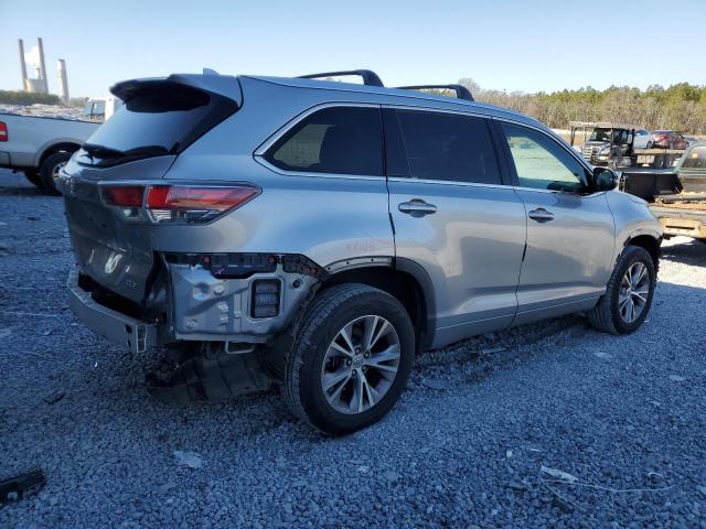 VIN 5TDKKRFH1FS060833 2015 Toyota Highlander, Xle no.3