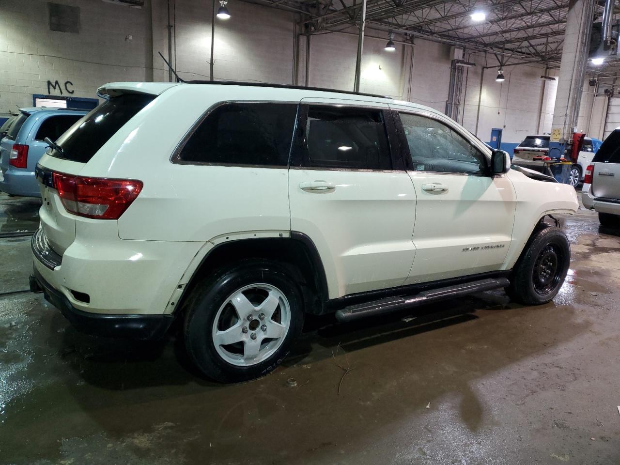 2012 Jeep Grand Cherokee Laredo vin: 1C4RJFAT7CC338160