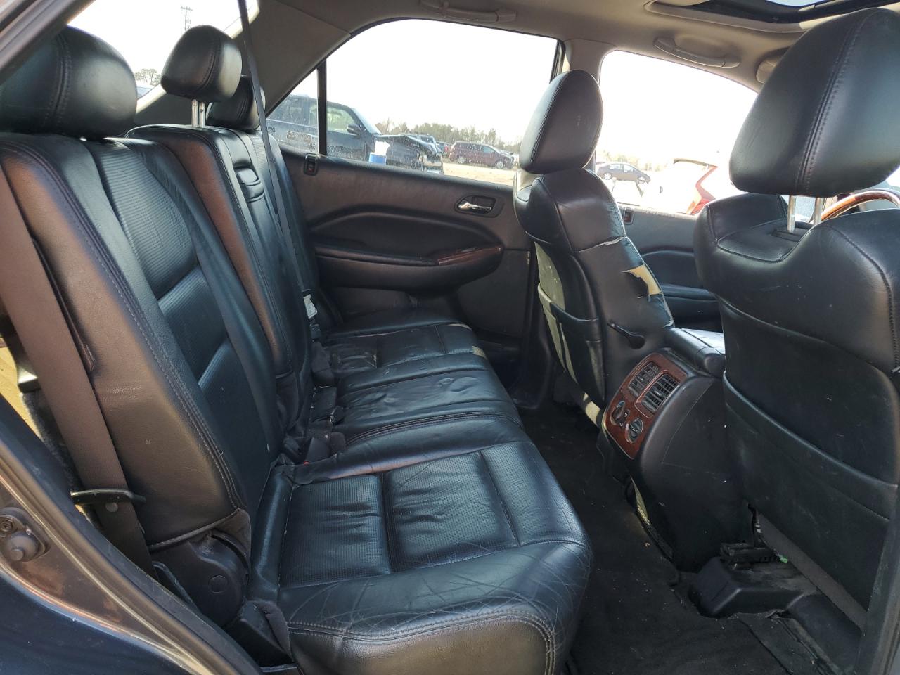 2HNYD18245H501537 2005 Acura Mdx