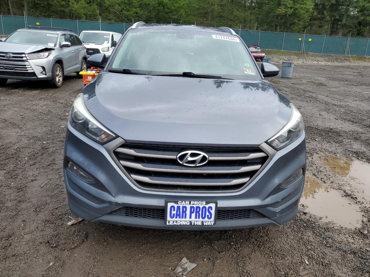 2016 Hyundai Tucson Limited vin: KM8J33A40GU128168