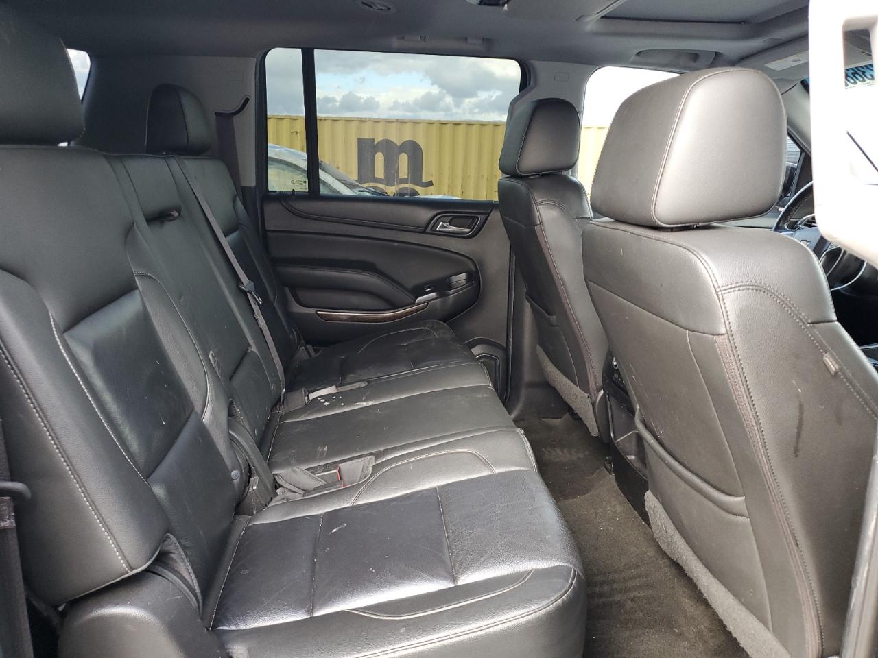 1GNSCHKC7HR359592 2017 Chevrolet Suburban C1500 Lt 1GNSCHKC7HR359592 2017 Chevrolet Suburban C1500 Lt