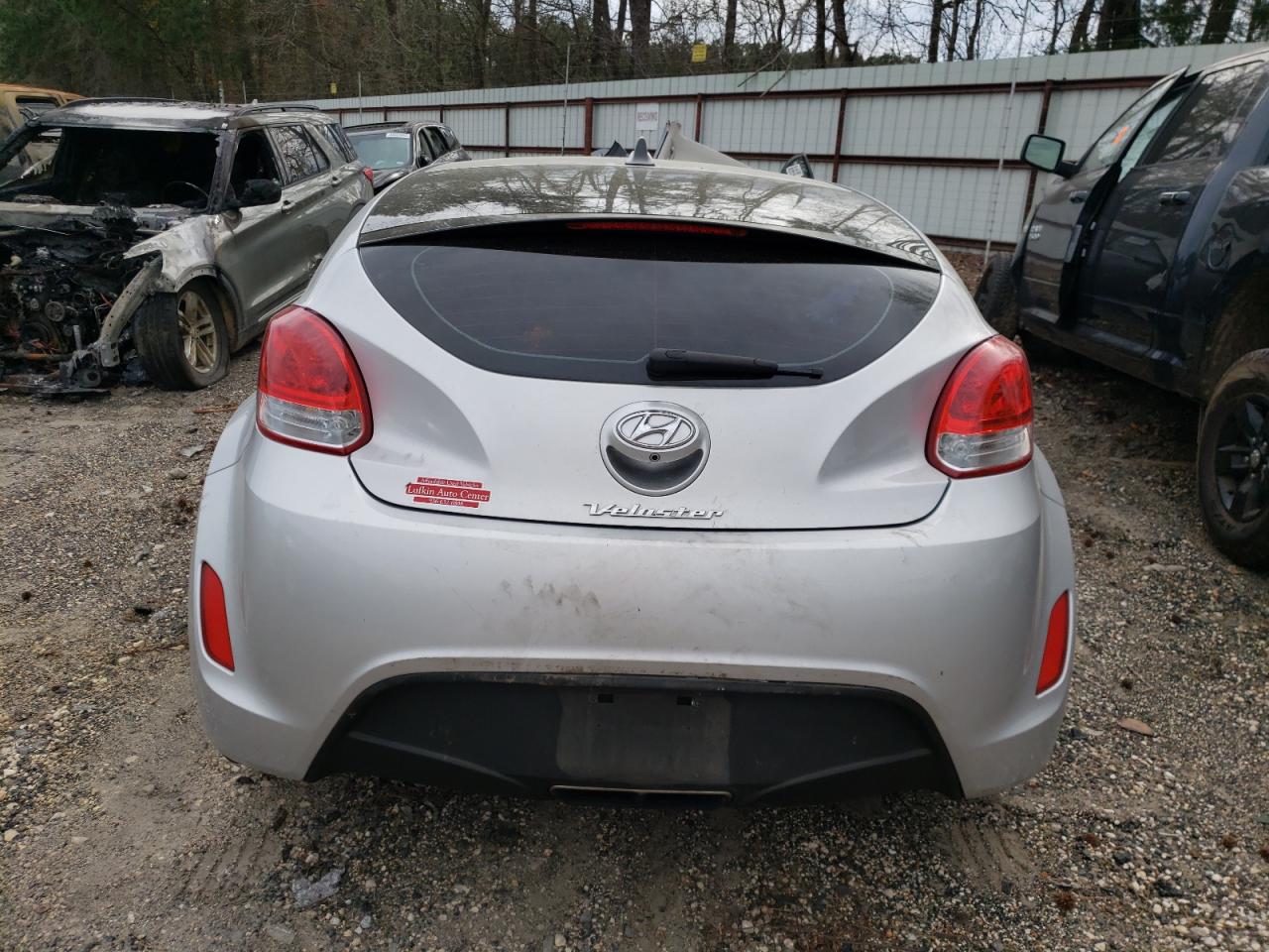 KMHTC6AD4GU299676 2016 Hyundai Veloster