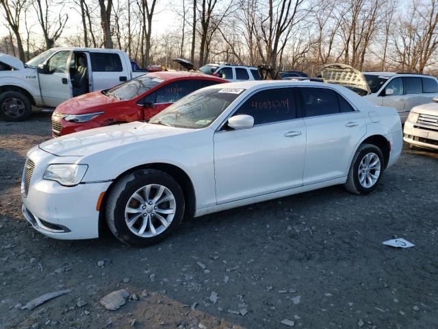 Lot #2484811013 2015 CHRYSLER 300 LIMITE salvage car