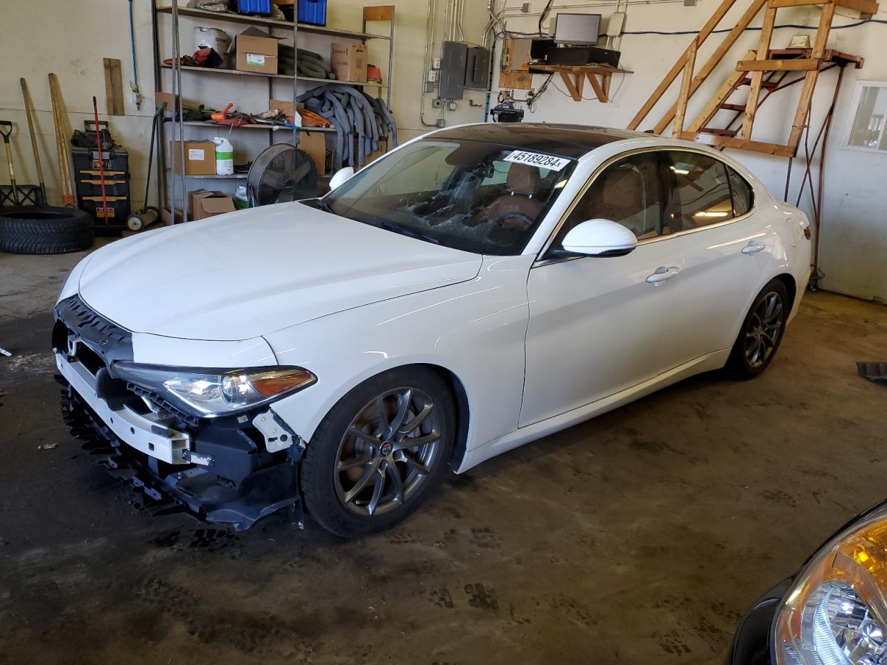 zarfaednxh7547067 ZARFAEDNXH7547067 2017 Alfa Romeo Giulia Q4