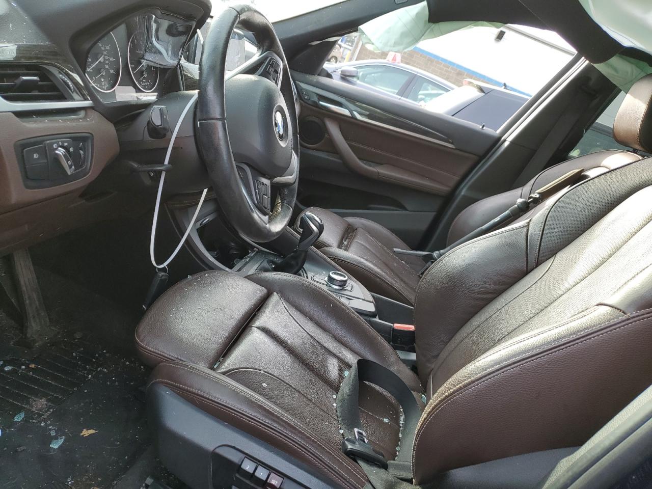 wbxht3c30j5k29321 WBXHT3C30J5K29321 2018 BMW X1 xDrive28I