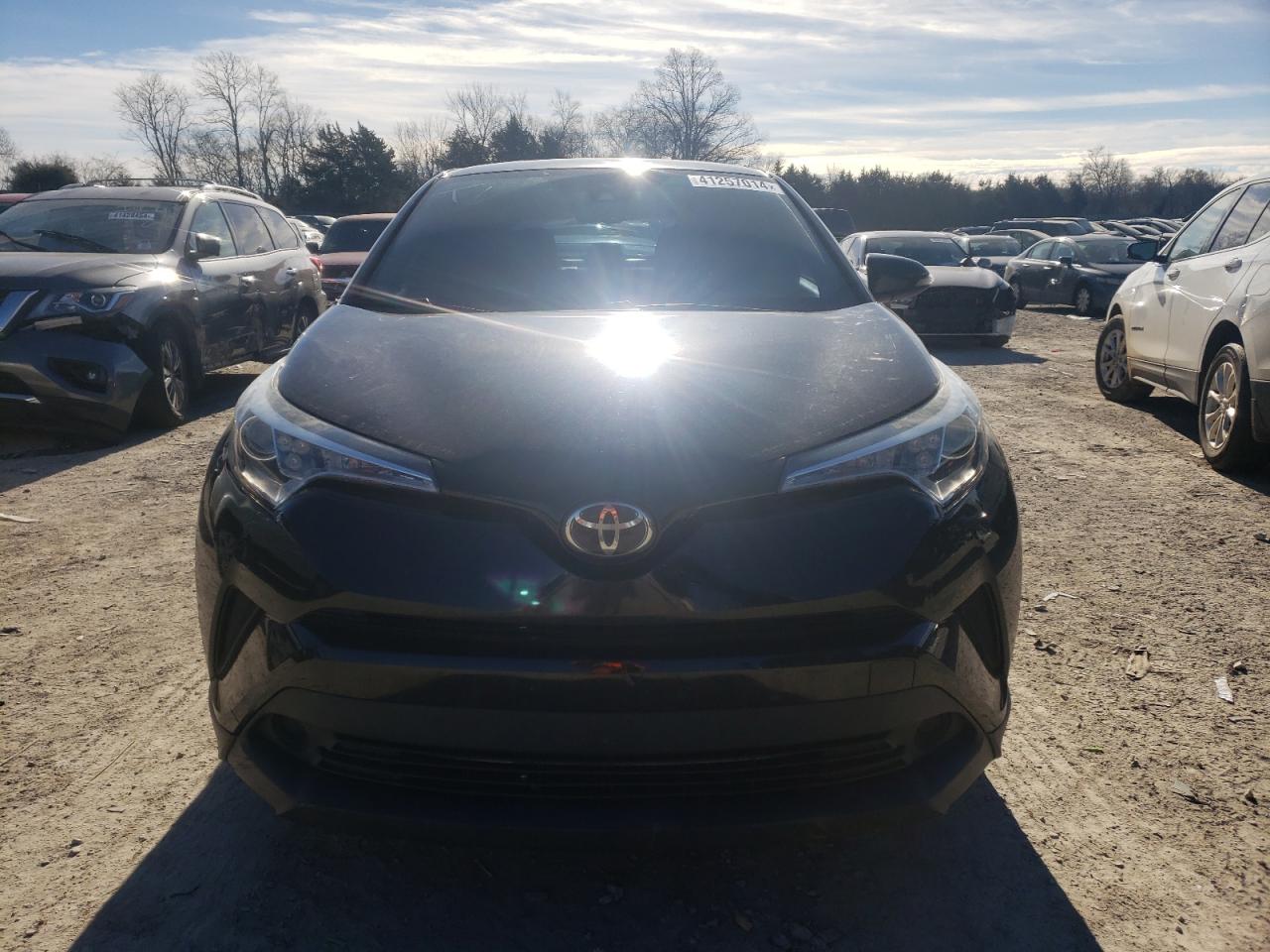 2018 Toyota C-Hr Xle vin: NMTKHMBX9JR054381