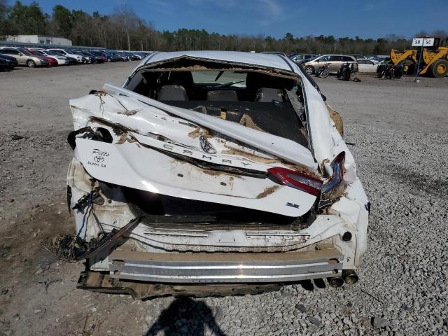 2018 TOYOTA CAMRY L 4T1B11HK3JU584868