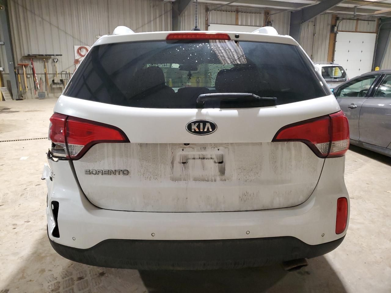 5XYKT3A69FG646550 2015 Kia Sorento Lx