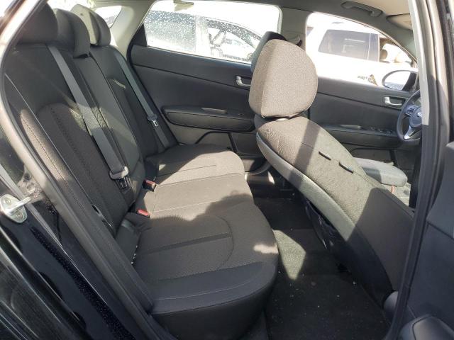 2016 KIA OPTIMA LX - 5XXGT4L38GG089425