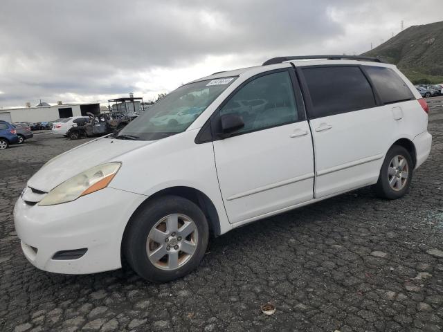 2006 Toyota Sienna CE