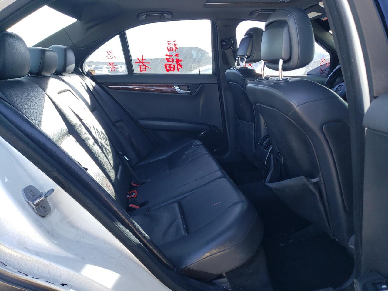 WDDGF5EB4AF473005 2010 Mercedes-Benz C 300