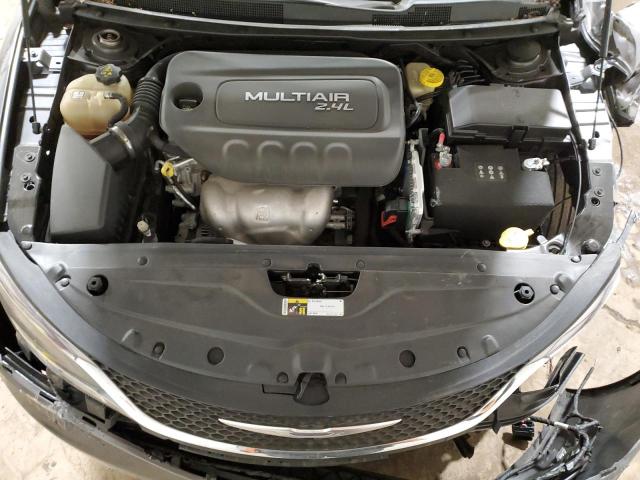 2016 Chrysler 200 - Image 11