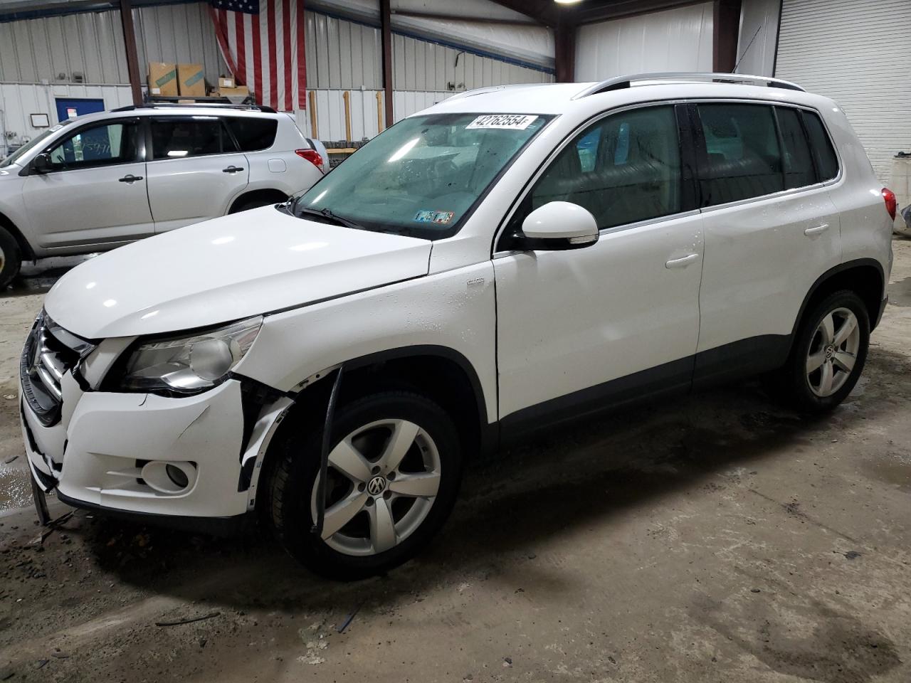 WVGBV7AX9AW515751 2010 Volkswagen Tiguan Se