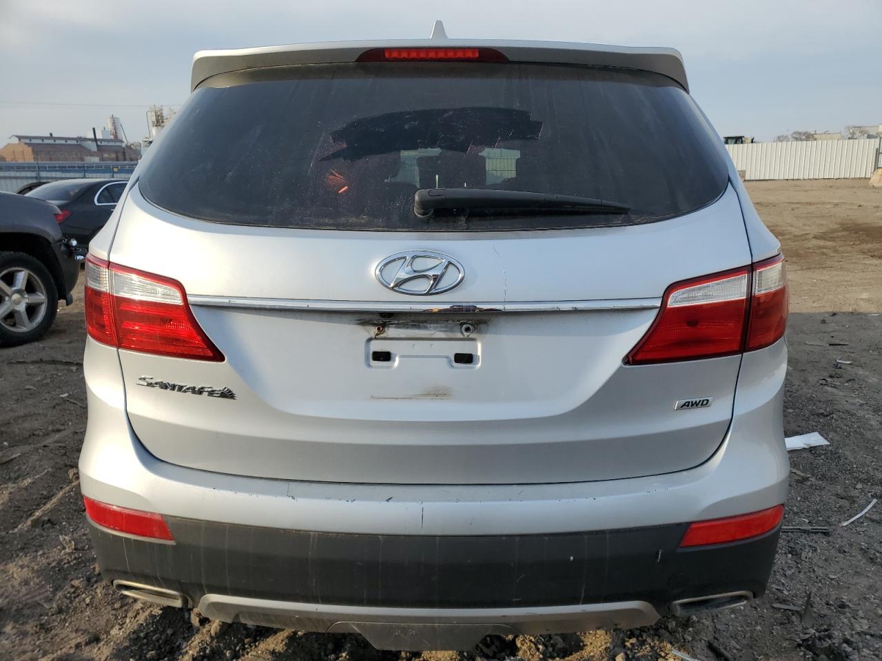 KM8SMDHF2GU143978 2016 Hyundai Santa Fe Se