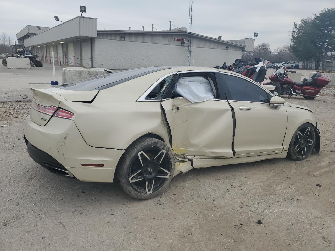 Lot #2346651275 2015 LINCOLN MKZ