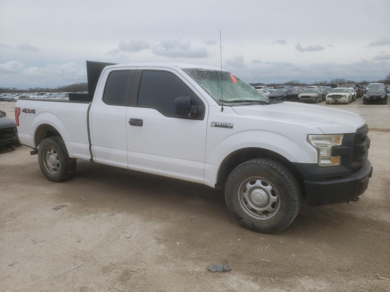 2016 Ford F150 Super Cab vin: 1FTFX1EF9GKE61639