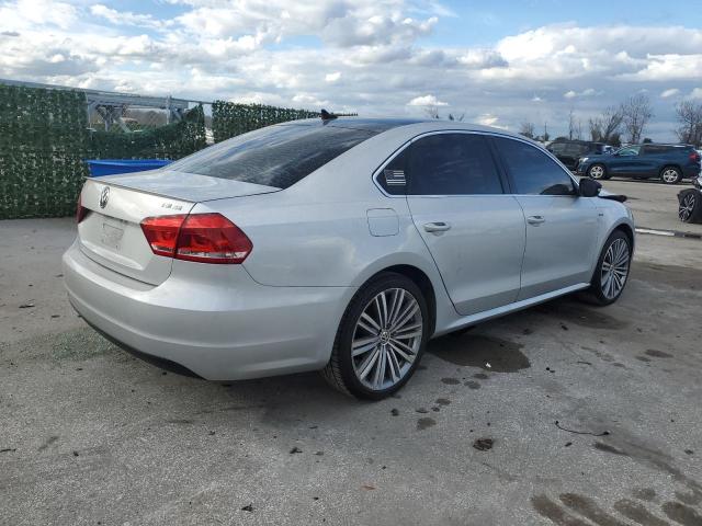 2015 VOLKSWAGEN PASSAT SE 1VWBT7A39FC065936