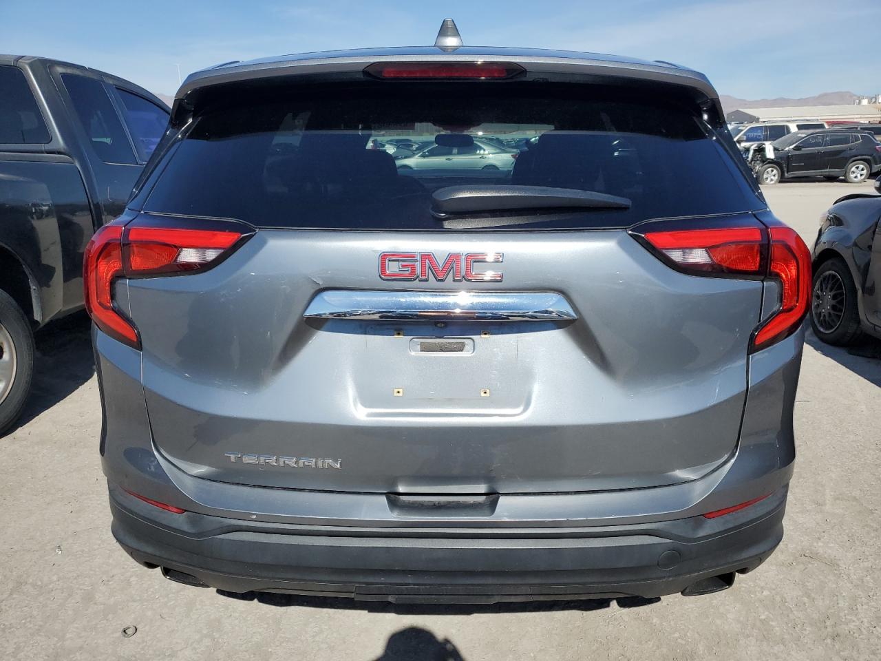 2018 GMC Terrain Sle vin: 3GKALMEX8JL290750