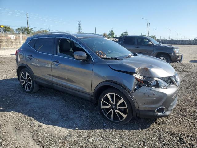  NISSAN ROGUE 2017 Szary