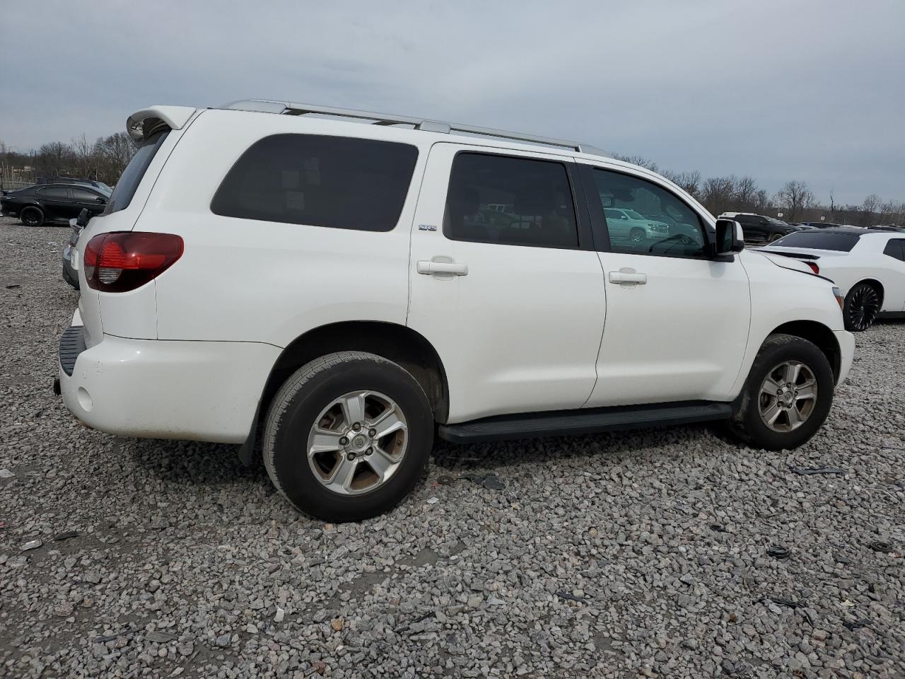5tdzy5g19js071675 5TDZY5G19JS071675 2018 Toyota Sequoia Sr5