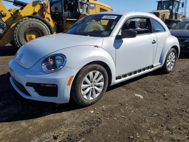 Lot #2452880456 2017 VOLKSWAGEN BEETLE 1.8 salvage car