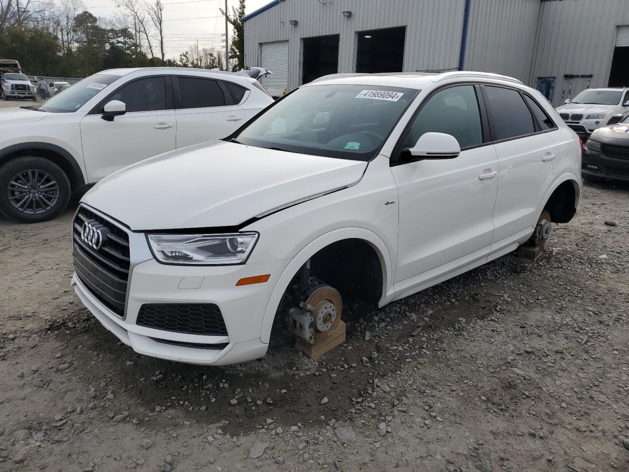 WA1BCCFS4JR031656 2018 Audi Q3 Premium