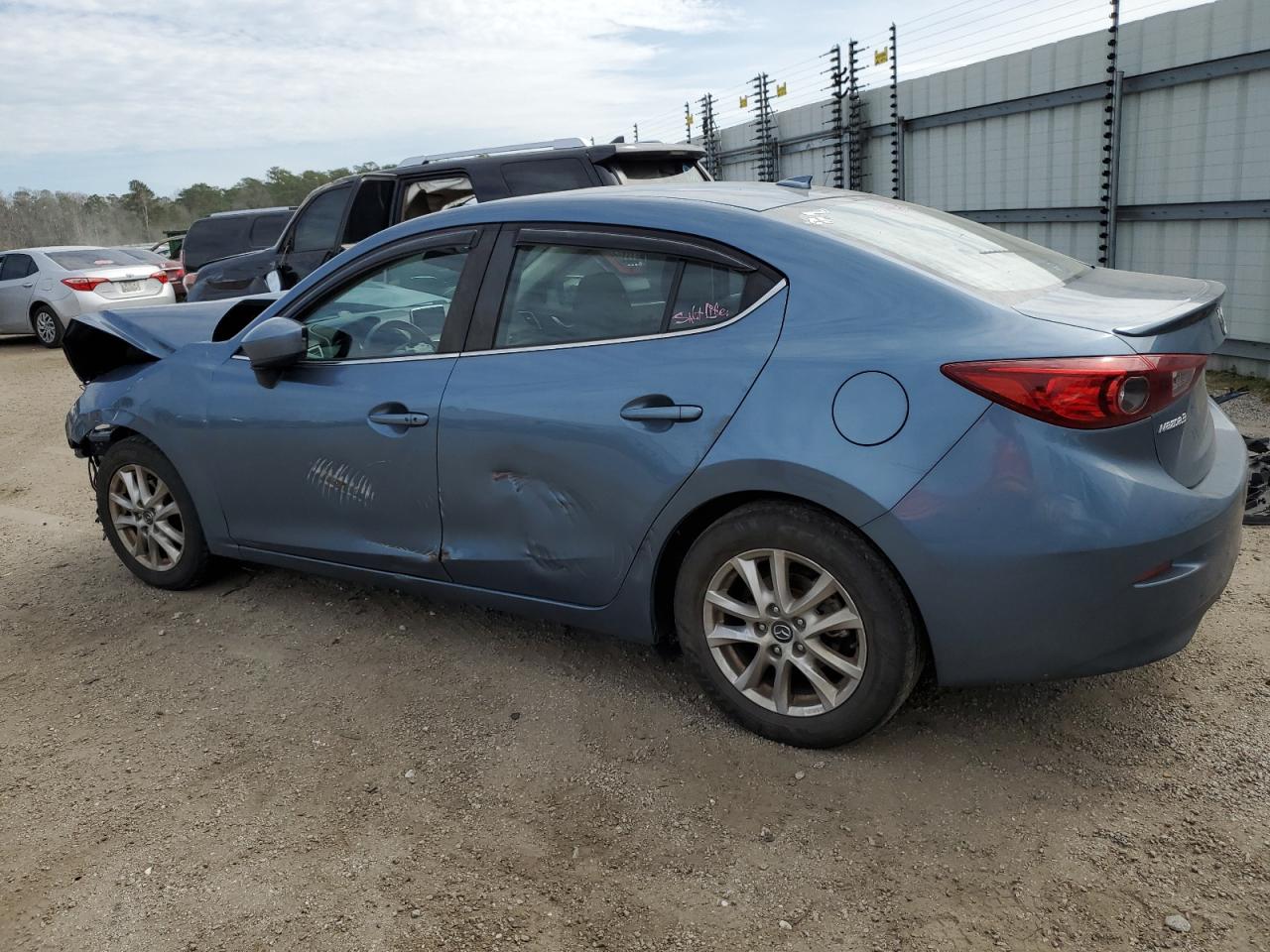 2016 Mazda 3 Touring vin: JM1BM1W70G1282622