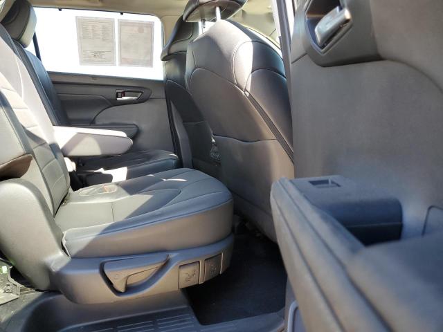 2022 TOYOTA HIGHLANDER 5TDGZRBH5NS560094
