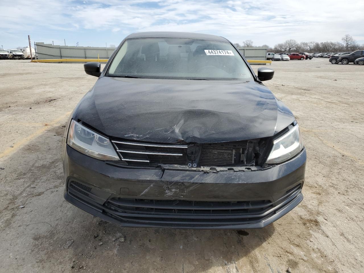 3VWD67AJ0GM257597 2016 Volkswagen Jetta Se