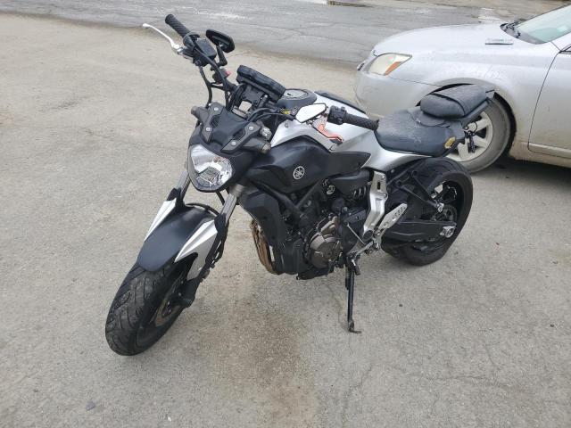 2017 YAMAHA FZ07 C JYARM06Y3HA003906