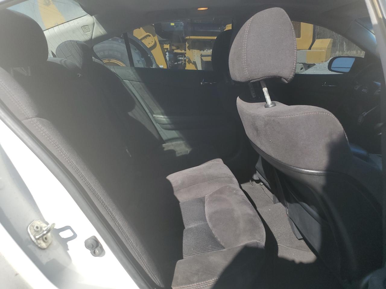 1N4AA5AP8BC820215 2011 Nissan Maxima S