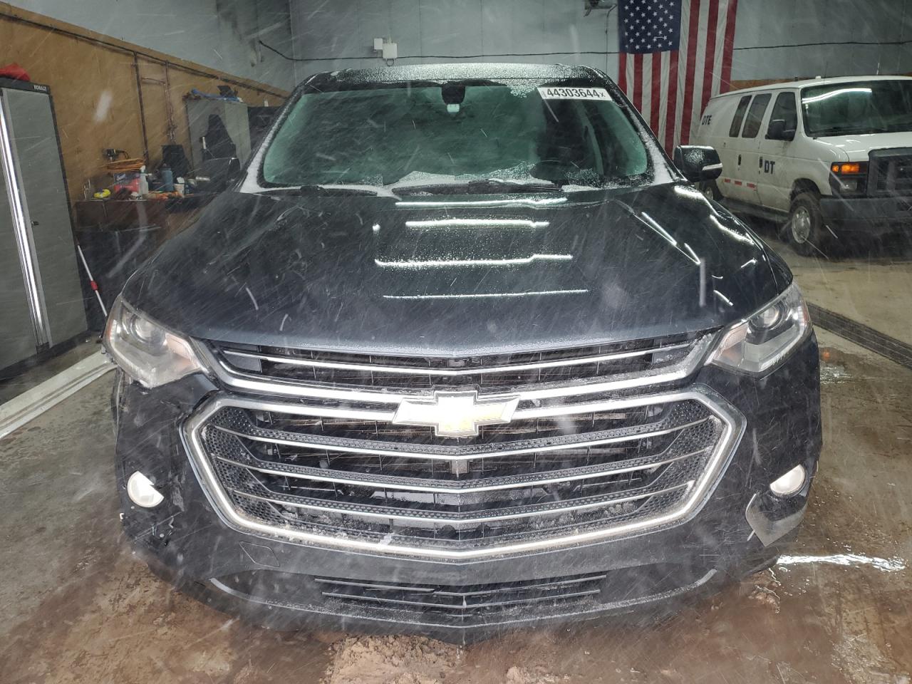 2018 Chevrolet Traverse Lt vin: 1GNEVGKWXJJ146328