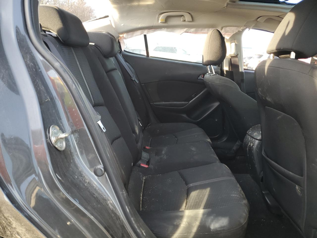 JM1BN1V76H1152795 2017 Mazda 3 Touring