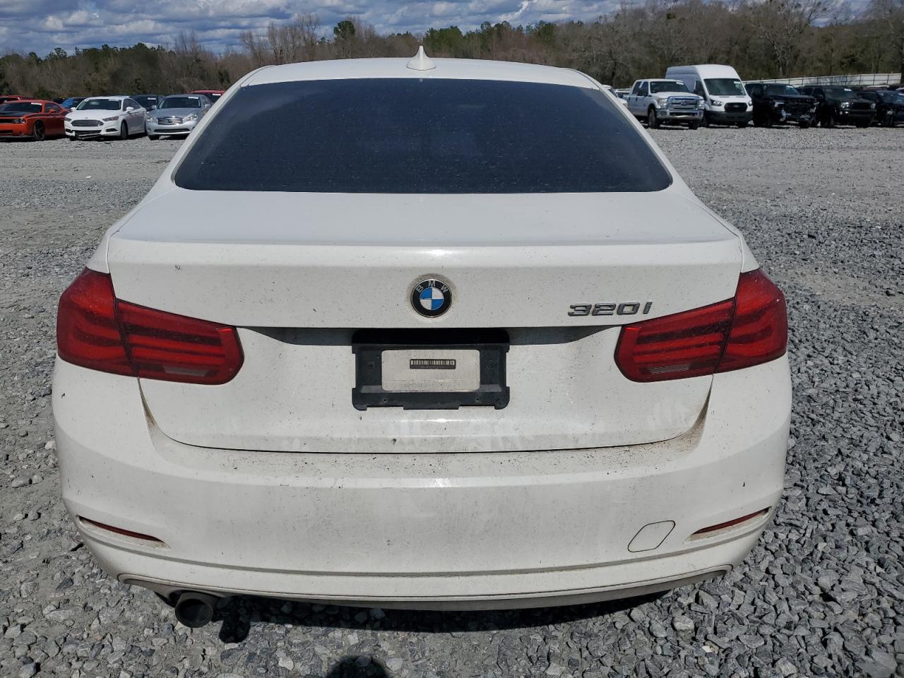 WBA8E1G55GNT35356 2016 BMW 320 I