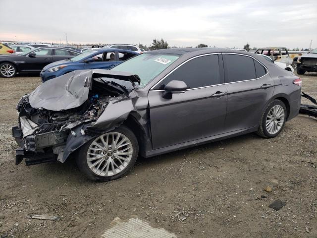 2020 TOYOTA CAMRY XLE #3050812102