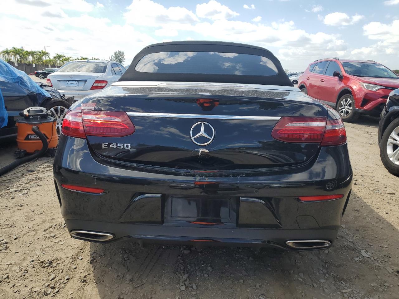 2019 Mercedes-Benz E 450 vin: WDD1K6HB8KF118116