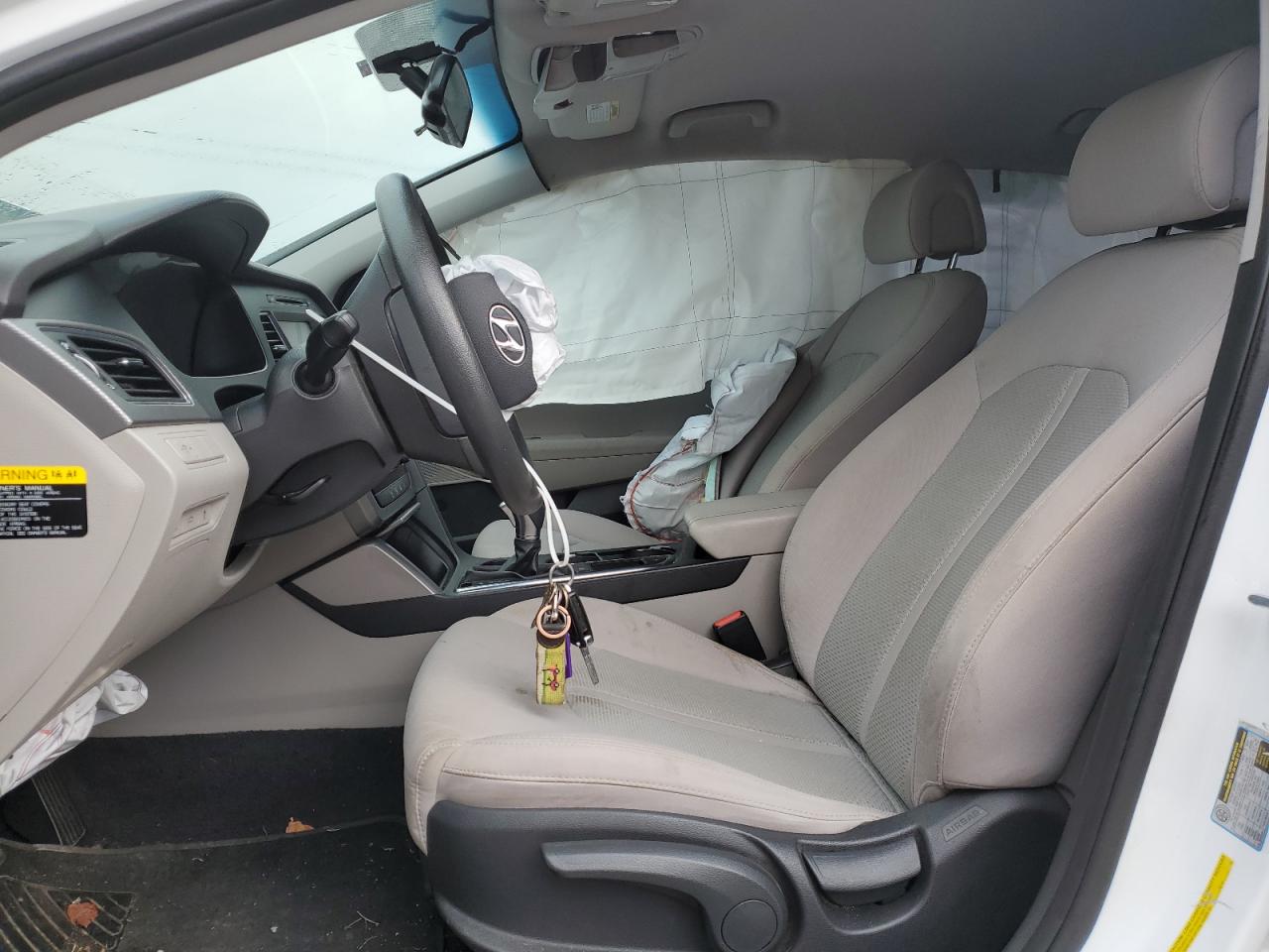 5NPE24AFXGH319140 2016 Hyundai Sonata Se