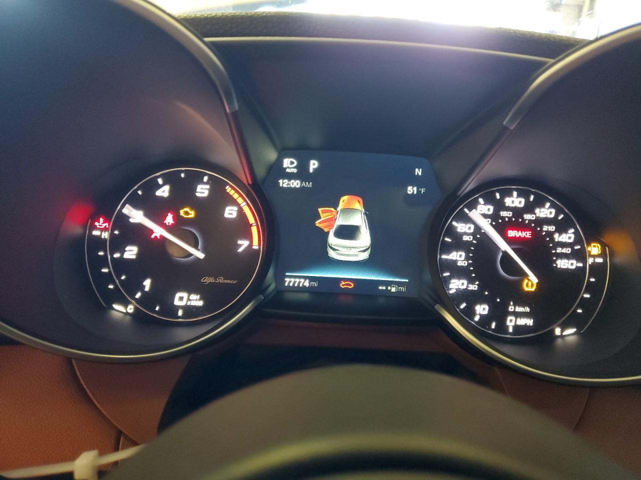 zarfaednxh7547067 ZARFAEDNXH7547067 2017 Alfa Romeo Giulia Q4