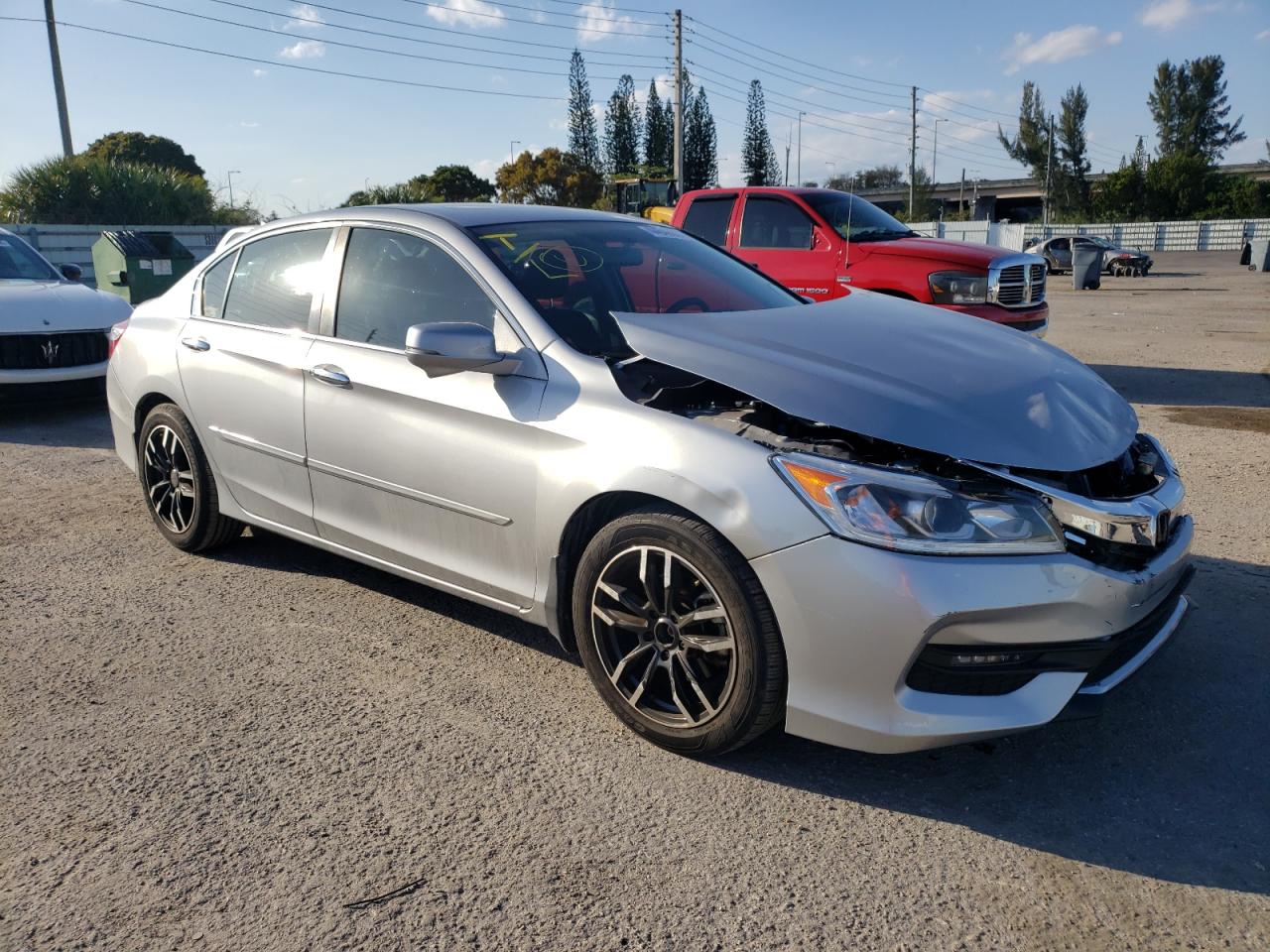 2017 Honda Accord Ex vin: 1HGCR2F78HA029417