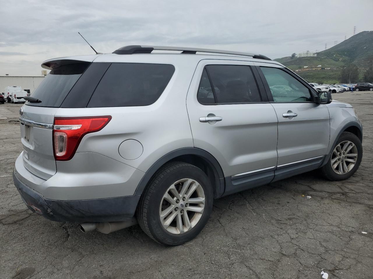 2012 Ford Explorer Xlt vin: 1FMHK7D8XCGA09186