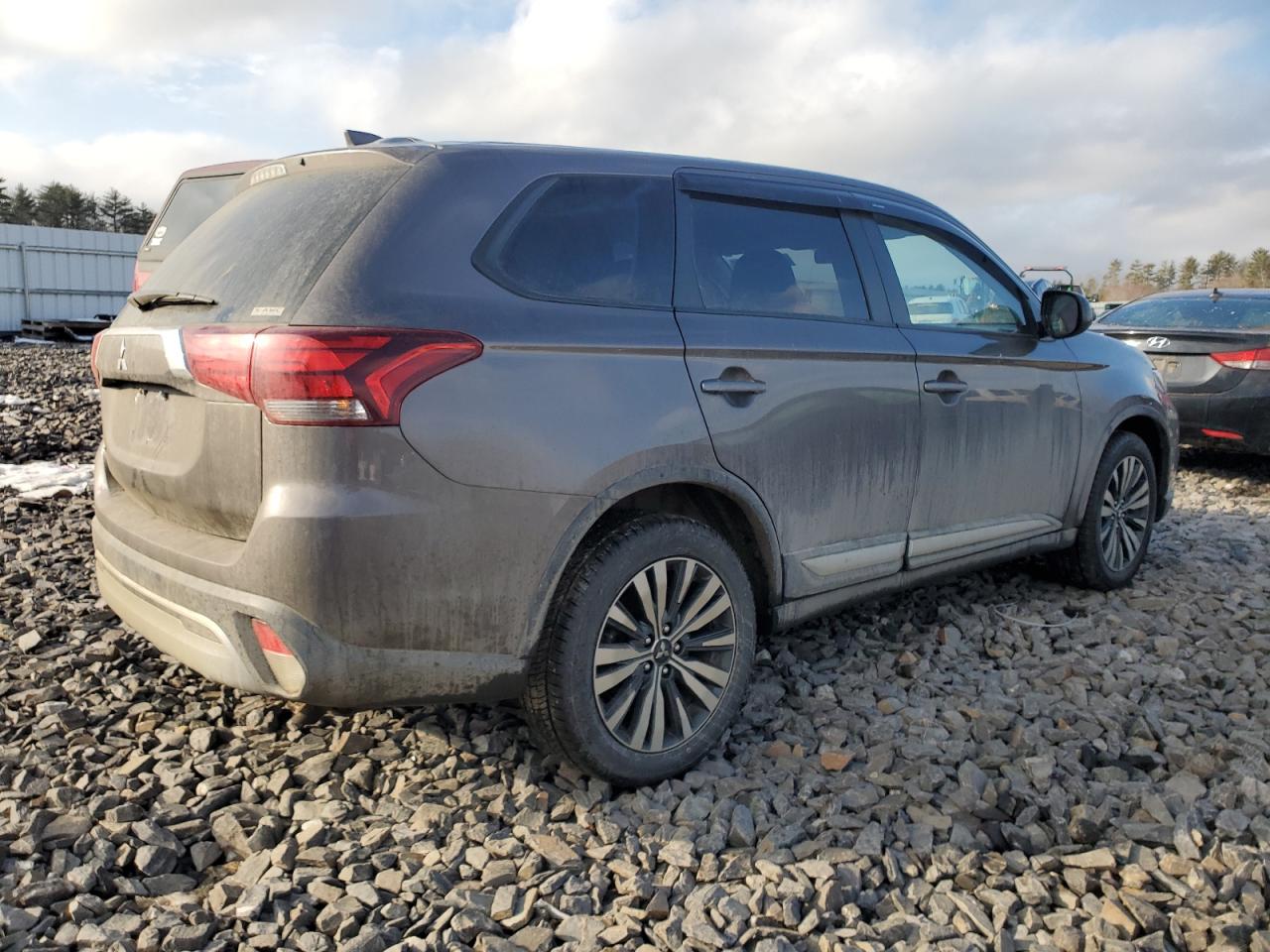 Lot #2836150486 2020 MITSUBISHI OUTLANDER