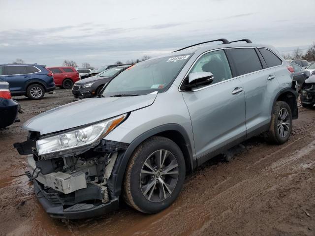 VIN 5TDBZRFH0KS922803 2019 Toyota Highlander, LE no.1