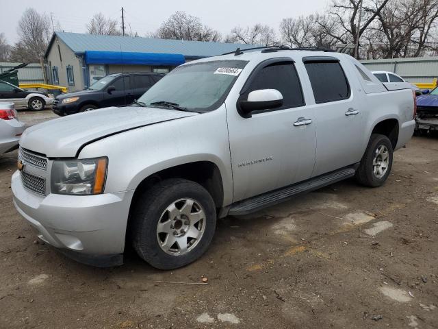 Lot #2425914362 2012 CHEVROLET AVALANCHE salvage car