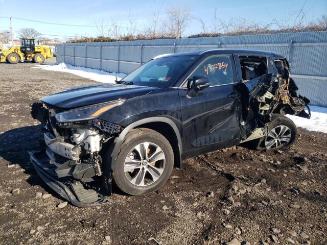 VIN 5TDGZRBH4MS058028 2021 Toyota Highlander, Xle no.1