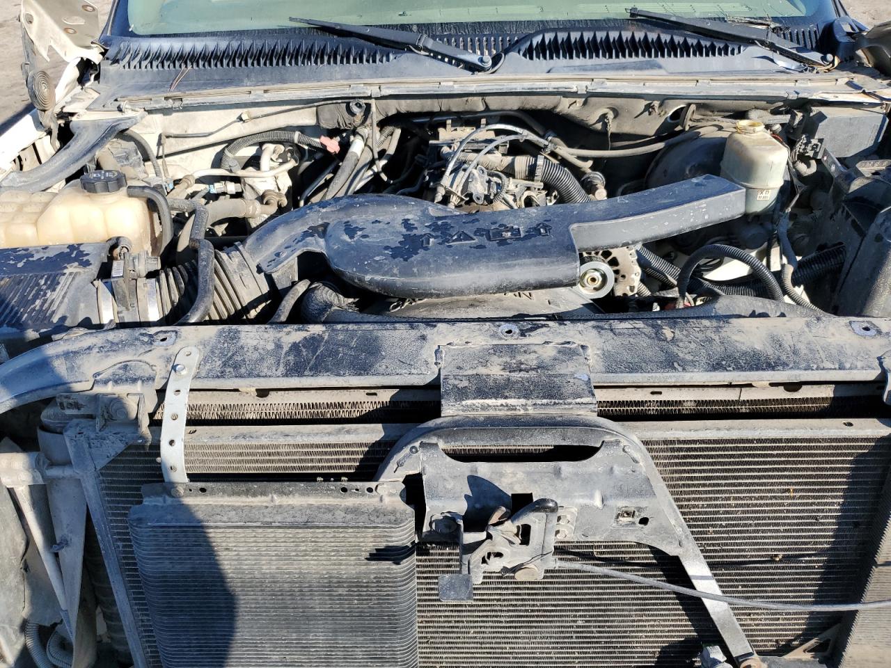 1GNEK13TX1R215742 2001 Chevrolet Tahoe K1500