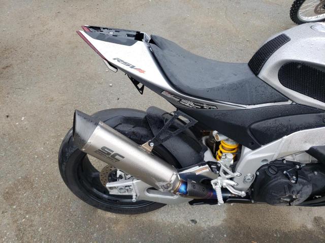 2021 APRILIA RSV4 1100 ZD4KYUA0XMS000061